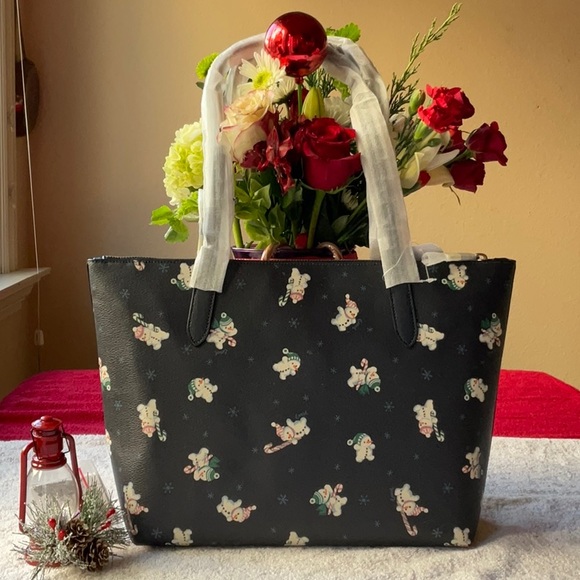 ☃️ COACH ZIP TOP TOTE WITH SNOWMAN PRINT ☃️ - Picture 8 of 16